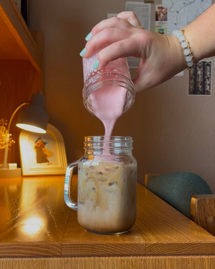 Strawberry Cream Cheese Cold Foam🍓☁️